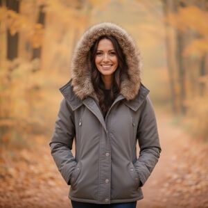 TNA Parka XS (Like New)